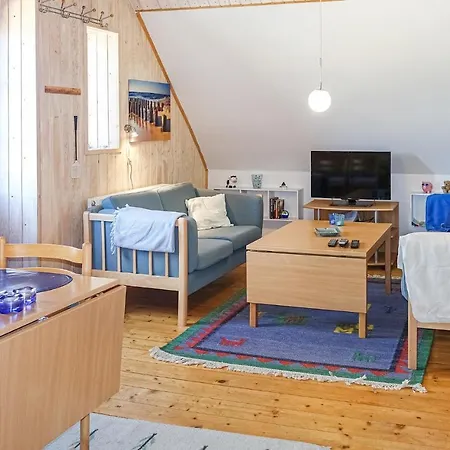 2 Bedroom Cozy In *