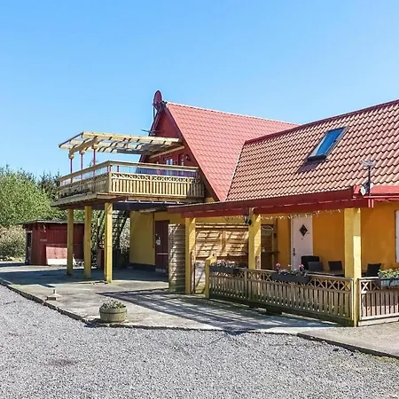 2 Bedroom Gorgeous In Holiday home *