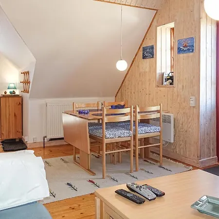 2 Bedroom Cozy In Neksø